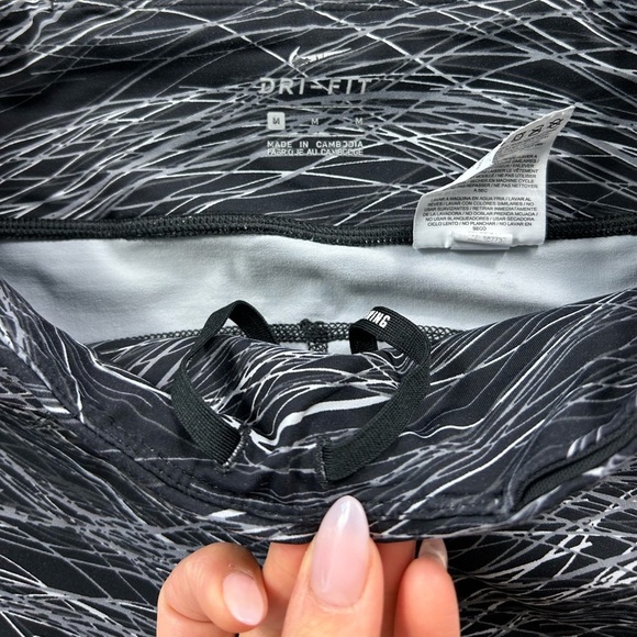 Nike Epic Power Printed Run Leggings - Picture 11 of 16